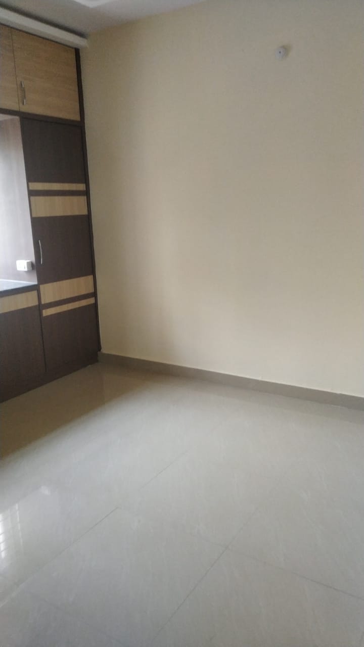 2 BHK Flat for sale in Ko