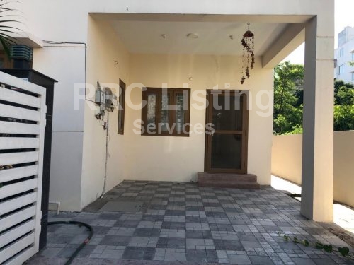 FLAT FOR SALE IN MACHA BO