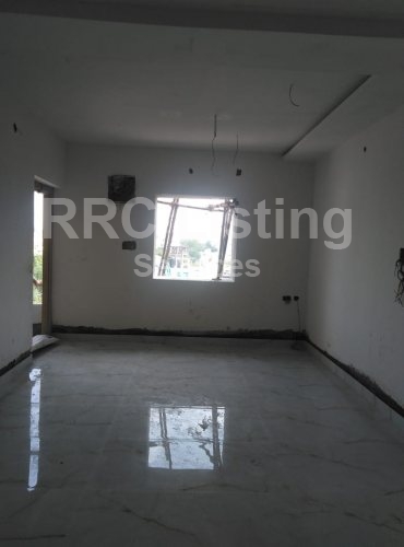 FLAT FOR SALE IN MACHA BO