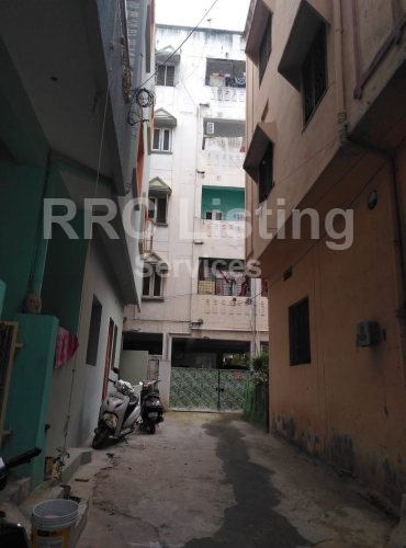 FLAT FOR SALE IN ANANDBAG