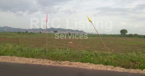 Open plot for sale in Dia