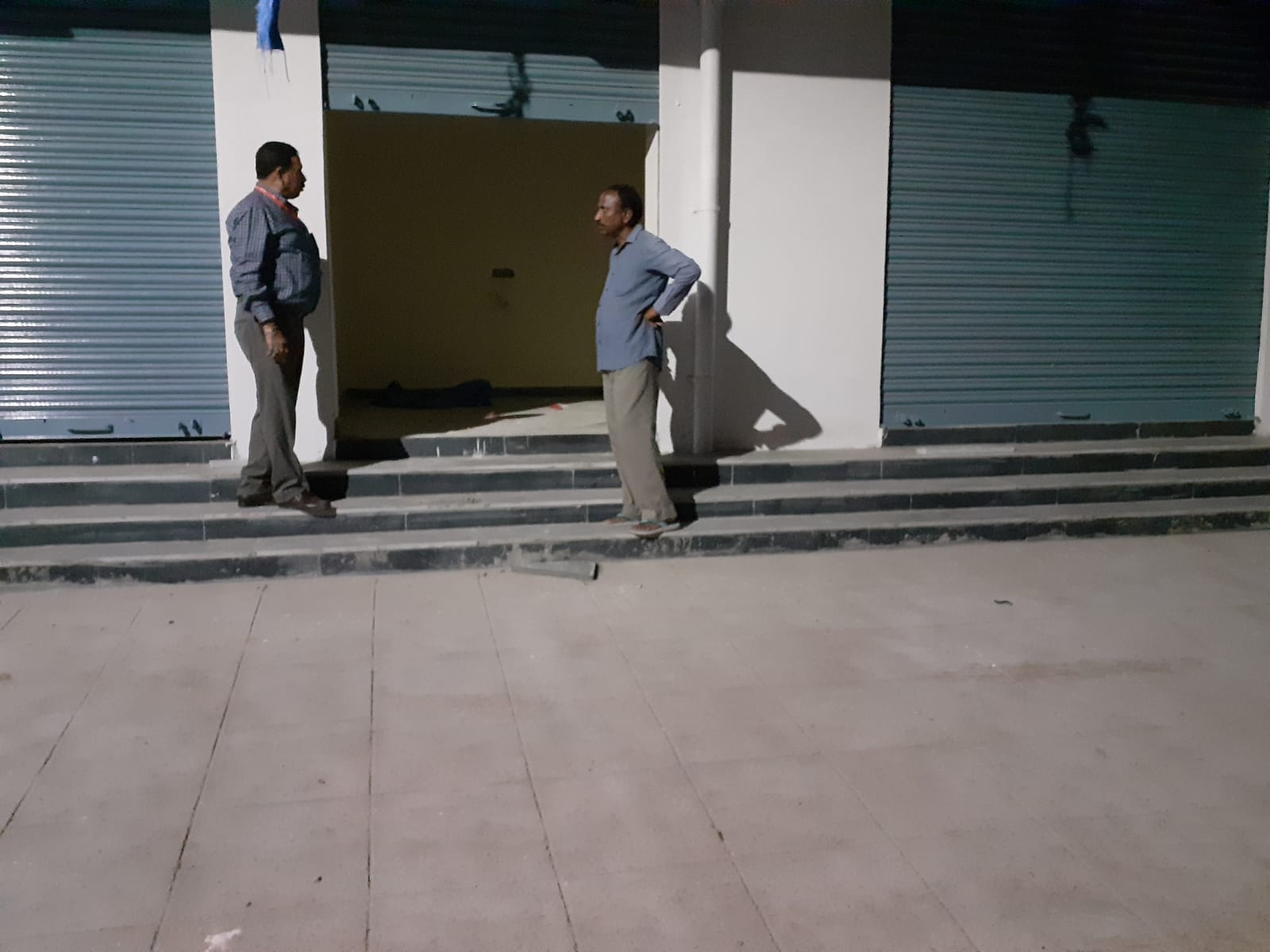 commercial shop for sale 