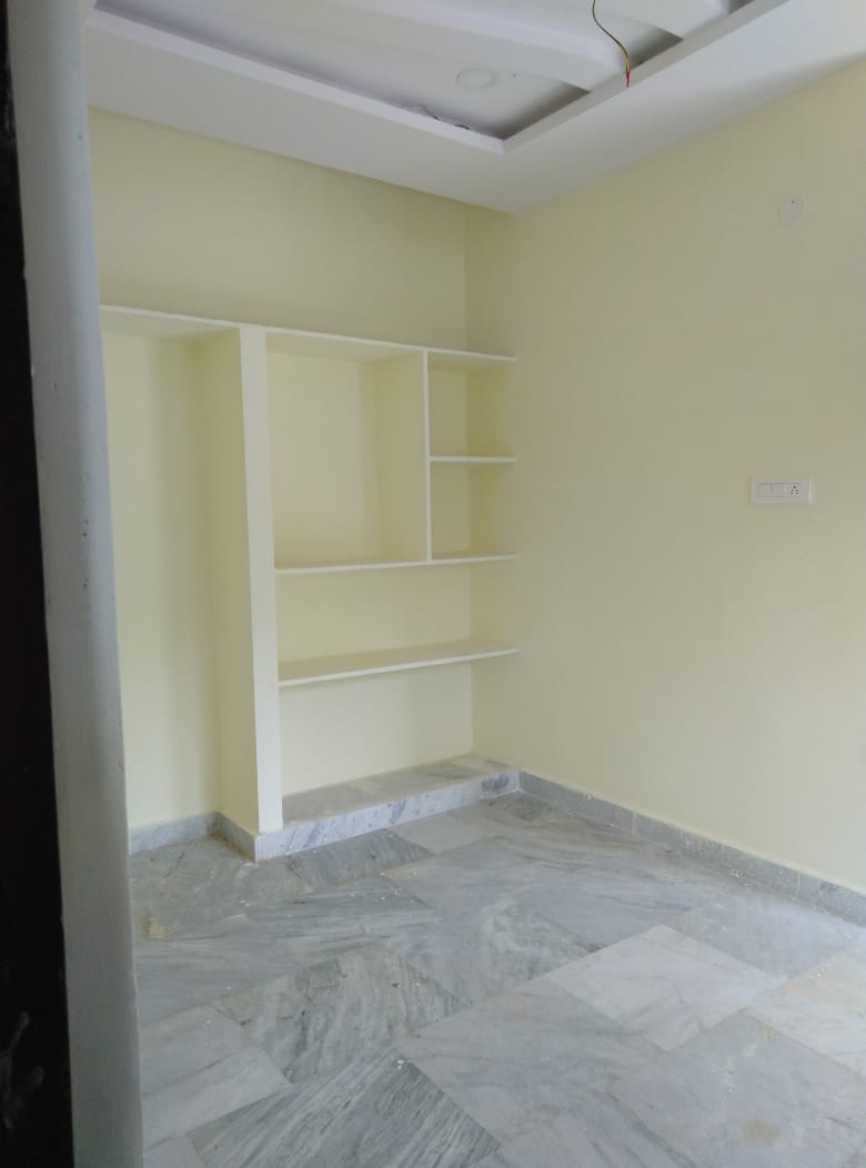 2 BHK Flat For sale in Hi