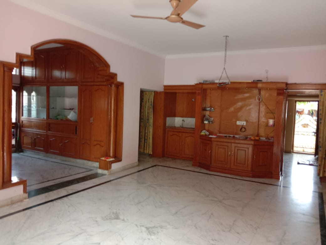 7 BHK Indedpendent House 