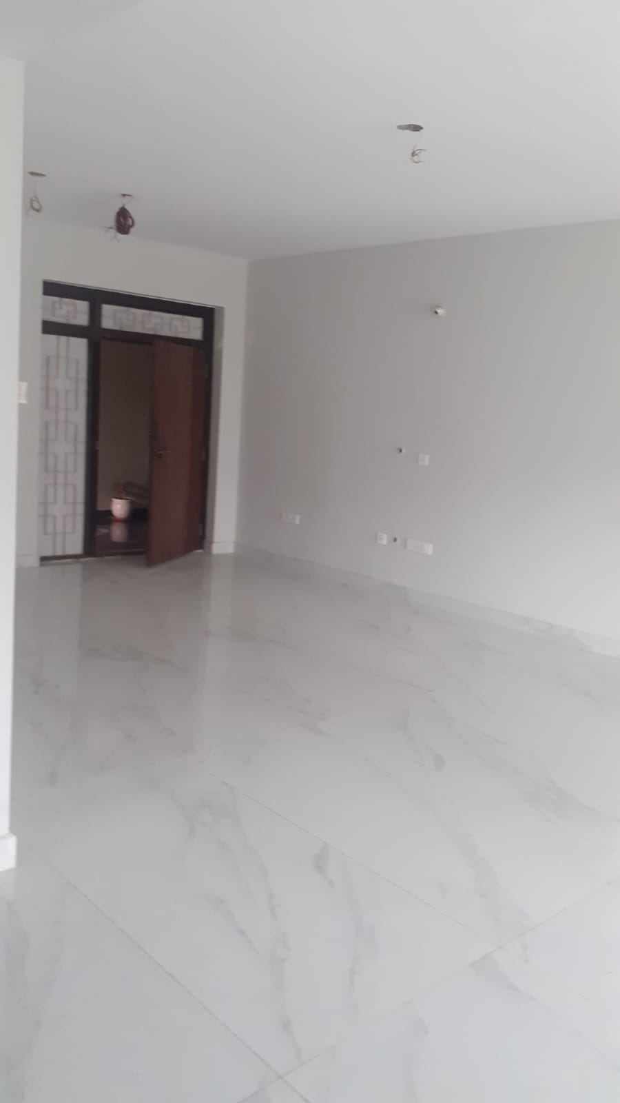 2 BHK Flat for sale in Me