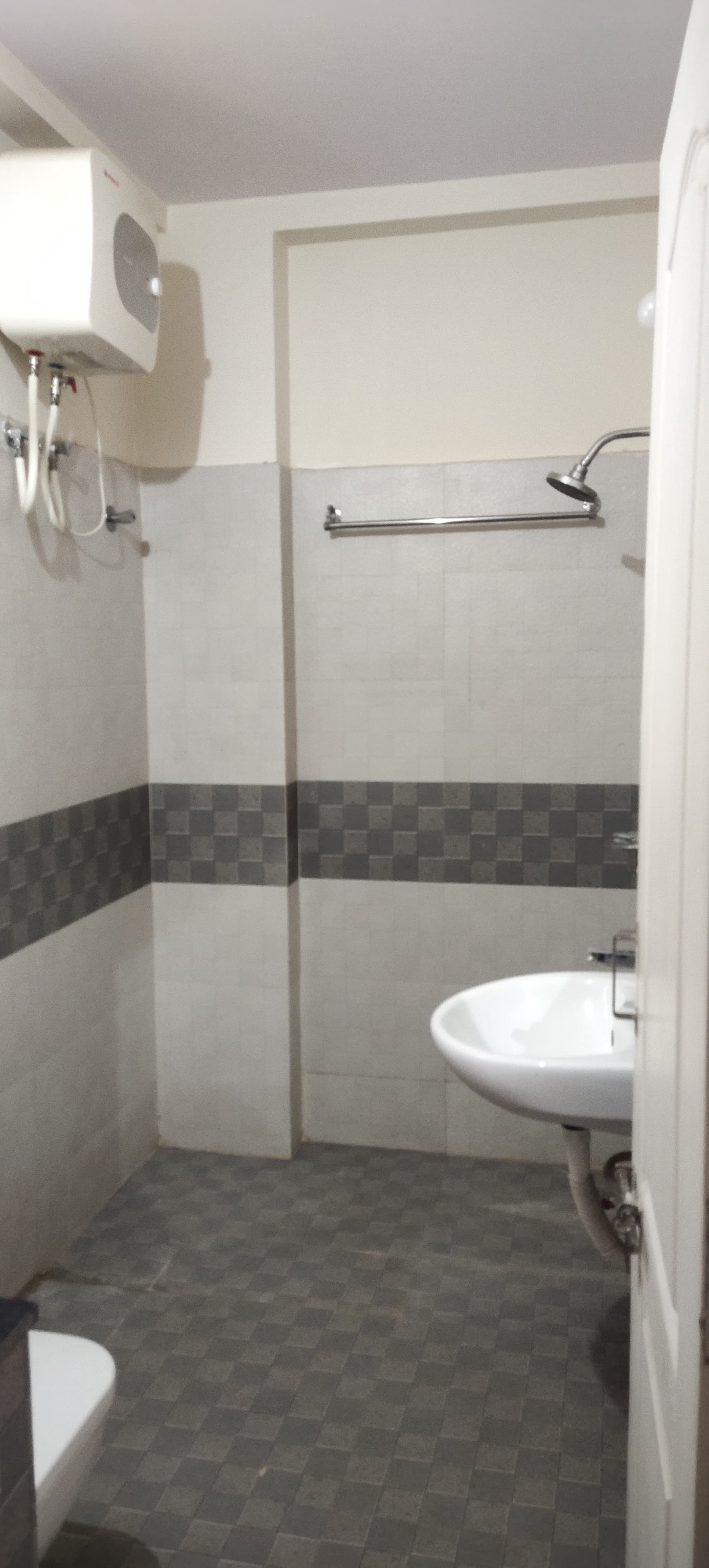 1 BHK Flat for sale in Ra