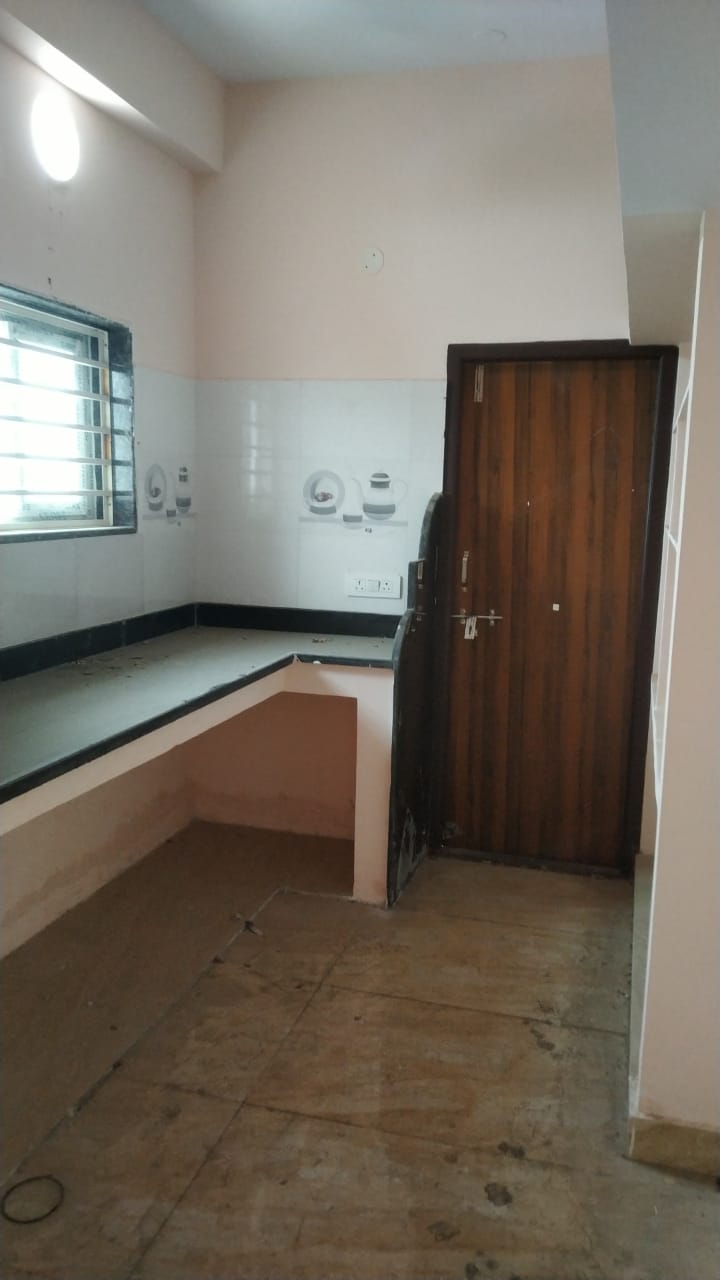 3 BHK Flat for sale in Su